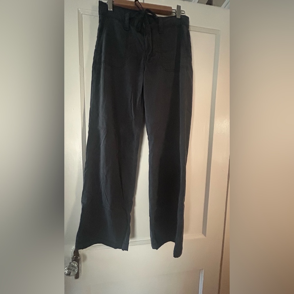 American Eagle Charcoal/black womens pants size 00 inseam 30”